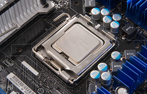 Intel Core 2 Extreme QX6700 on Mother board Intel Core 2 Extreme QX6700 on Mother board