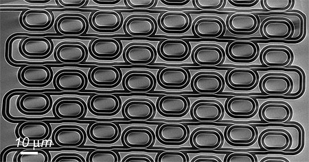 Cascade met micro-ring resonators Cascade met micro-ring resonators