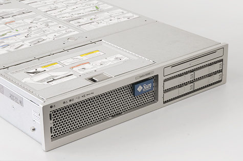 Sun Fire X4200 - Front Sun Fire X4200 - Front