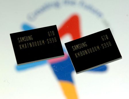Samsung MoviNand flash Samsung MoviNand flash