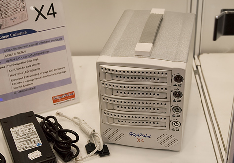 CeBIT 2007: HighPoint X4