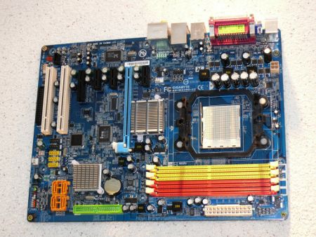 Gigabyte-ga-ma690-s3 Gigabyte-ga-ma690-s3