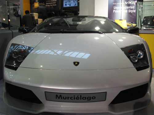 CeBit 2007: Asus zet Lamborghini Murciélago op zijn stand CeBit 2007: Asus zet Lamborghini Murciélago op zijn stand