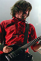 Foo Fighters, onder contract bij Sony BMG