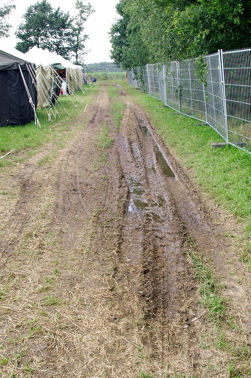 Campzone 2007 - onbegaanbare weg