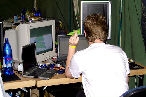 Campzone 2007 - AK47 doet zijn ding