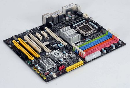 MSI X38 Diamond MSI X38 Diamond