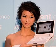 Asus Eee PC met jongedame