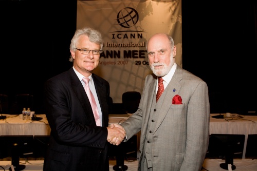 Peter Dengate Thrush en Vint Cerf