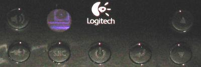 Knopjes op de Logitech Pure-Fi Elite Knopjes op de Logitech Pure-Fi Elite