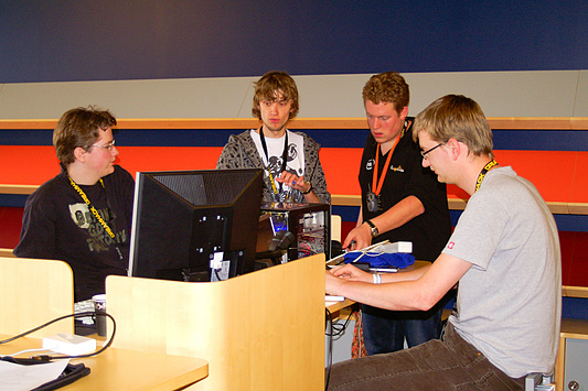 DreamHack 2007 - CCTV aan het werk