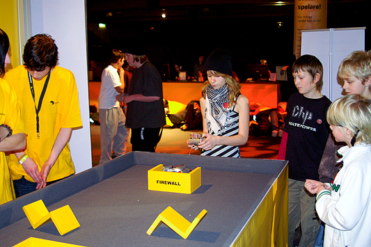 DreamHack 2007 - Norton