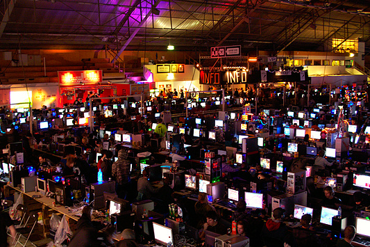 DreamHack 2007 - hal D