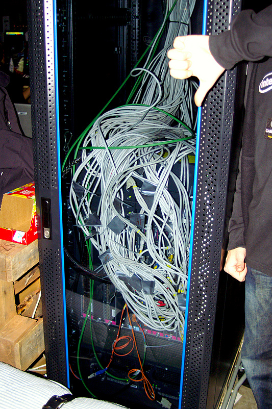 DreamHack 2007 - kabelbrei