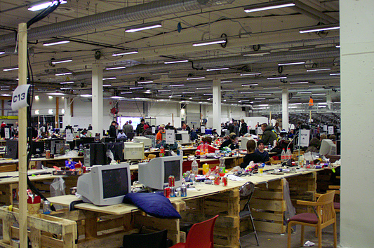 DreamHack 2007 - DreamHack begint leeg te raken