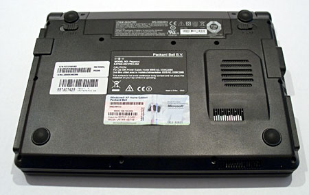 Packard Bell EasyNote XS onderkant