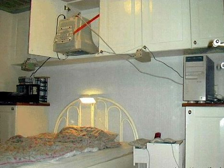 Bed met computer