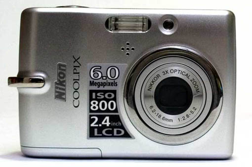 Nikon L11 Voorkant