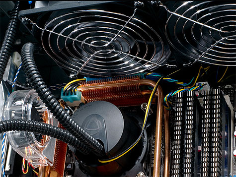 Vloeistofgekoelde cpu van Blackbird 002 alpha
