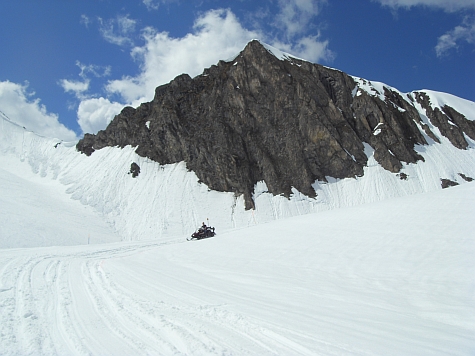 Overklokwedstrijd redacteuren snowscooter