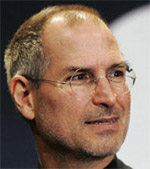 Steve Jobs rechtskijkend kleiner