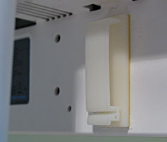 LG L206WU Kabelbinder achterkant