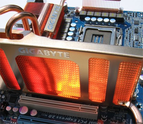 Gigabyte EP45T-Extreme heatsink
