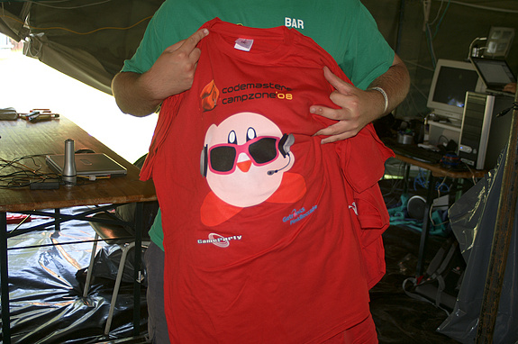 Campzone 2008 - Het shirt van de fieldadmins Campzone 2008 - Het shirt van de fieldadmins