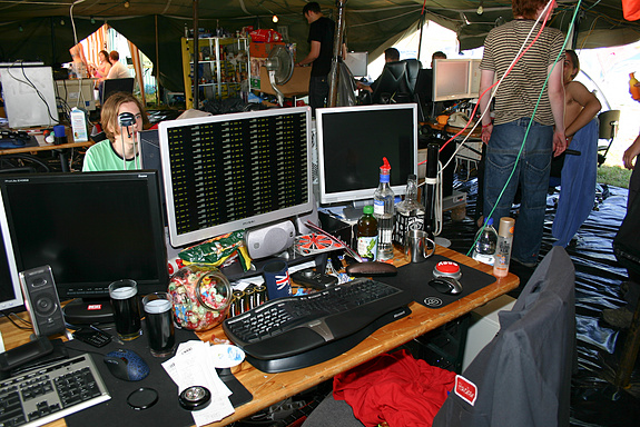 Campzone 2008 - Hennie-M