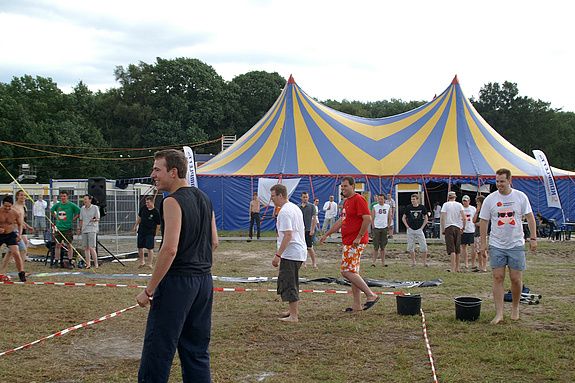 Campzone 2008 - Waterballongevecht