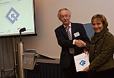 Staatssecretaris Bijleveld ontvang rapport Stichting Accessibility 2008