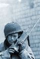 Soldaat met walkie talkie