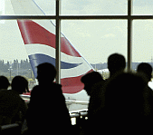 staart British Airways-toestel gezien vanaf Heathrow