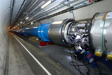 LHC magneten