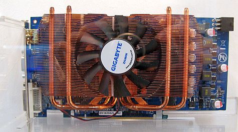 Gigabyte GTS250 met zalman koeler