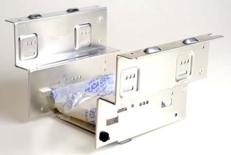 Shuttle D10 drive-bay