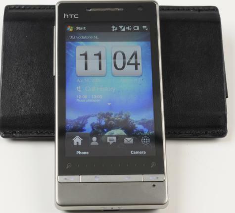 Diamond2 met leren hoesje Diamond2 met leren hoesje