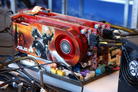 HD 4890's in CrossFire HD 4890's in CrossFire