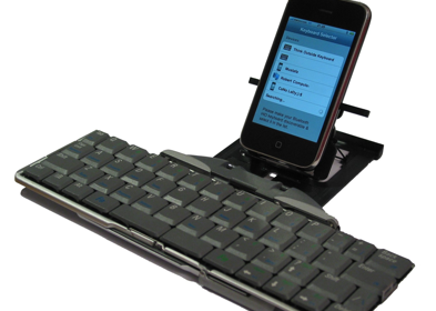 iPhone met bluetooth-toetsenbord iPhone met bluetooth-toetsenbord