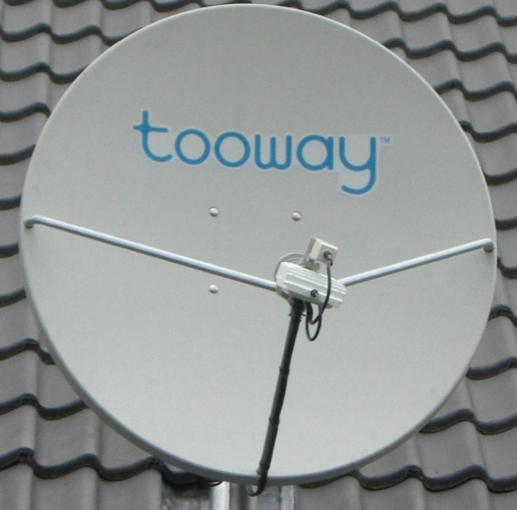 Eutelsat introduceert nieuw internetabonnement via satelliet - Tweakers