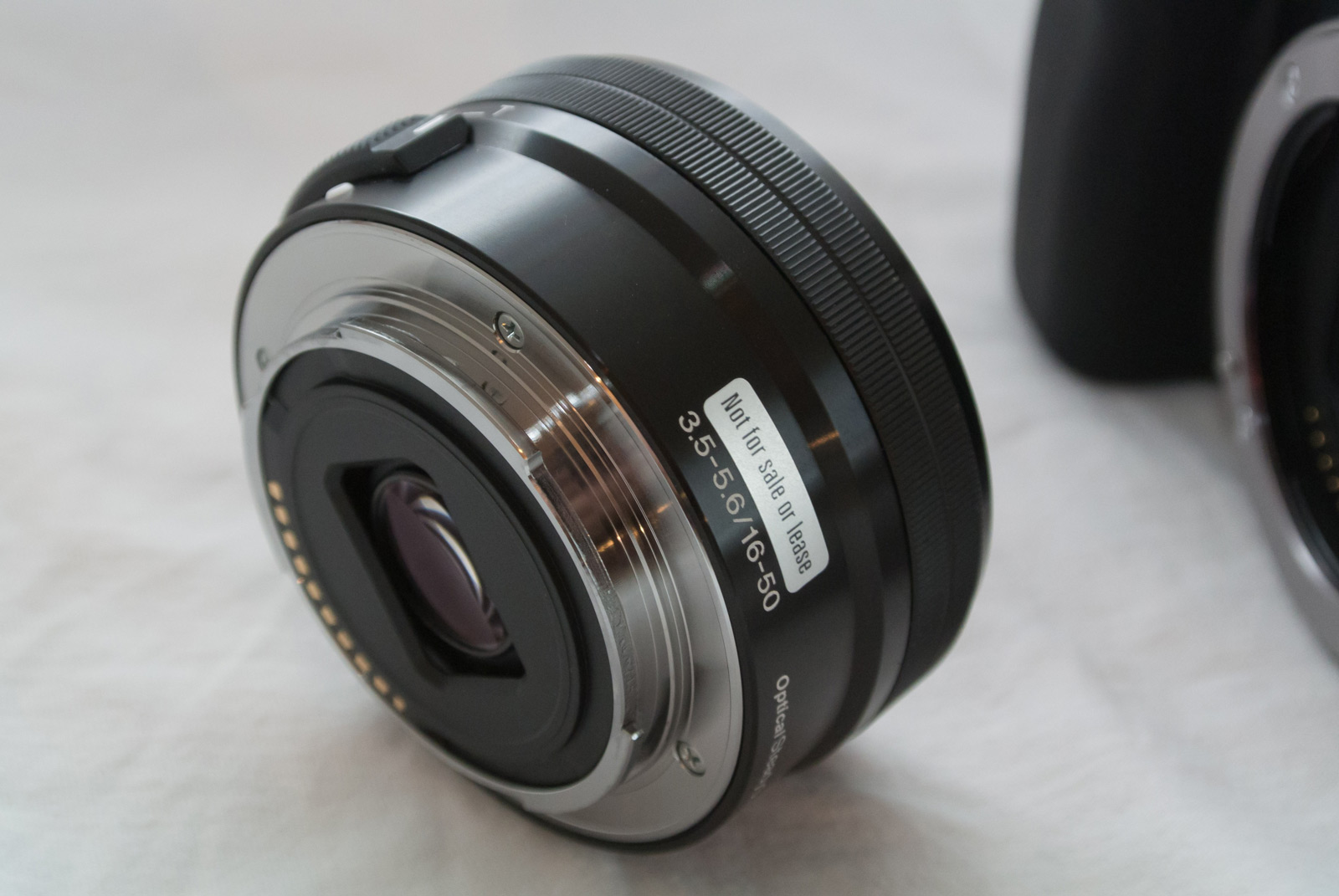 Sony 1650mm NEXpancakelens gaat 350 euro kosten Beeld en geluid