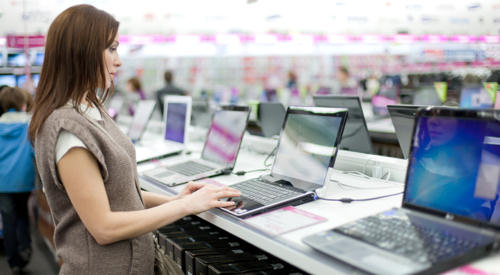 Laptops in een winkel
