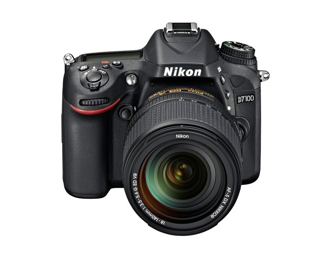 Nikon D7100 + 18-200mm f/3.5-5.6 Zwart: beste prijzen, echte
