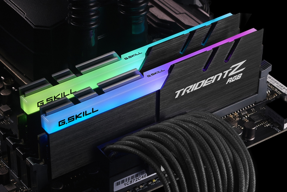 G.Skill Trident Z RGB F4-3200C16D-16GTZR: beste prijs - Tweakers