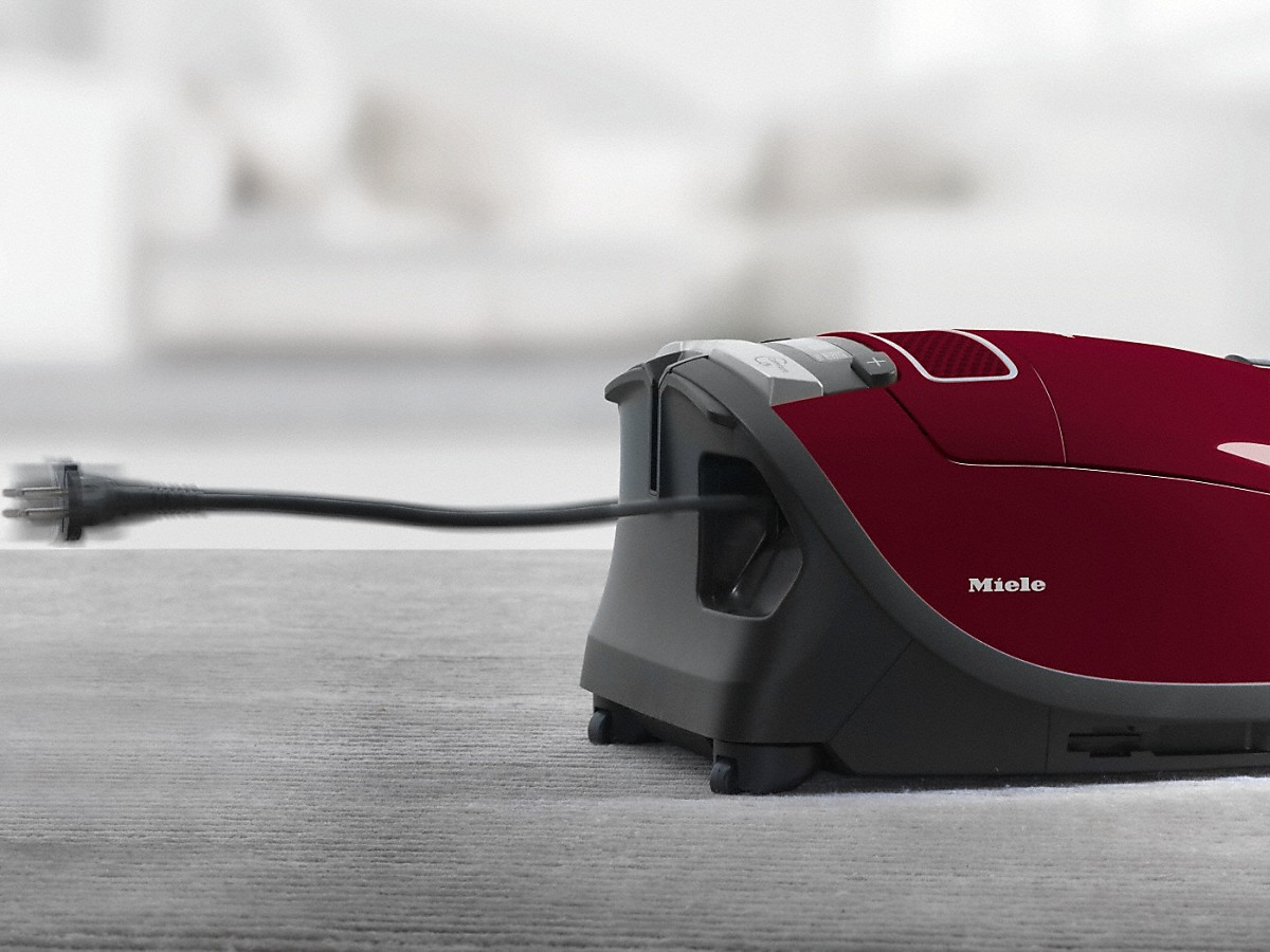 Miele Complete C3 Pure Red PowerLine SGDF3 - Kenmerken - Tweakers