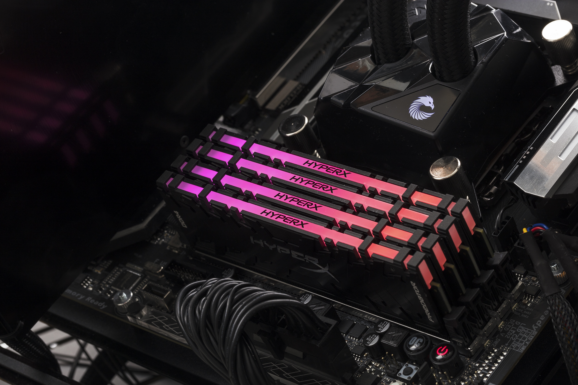 HyperX Predator RGB HX436C17PB4AK2/16: beste prijzen, echte