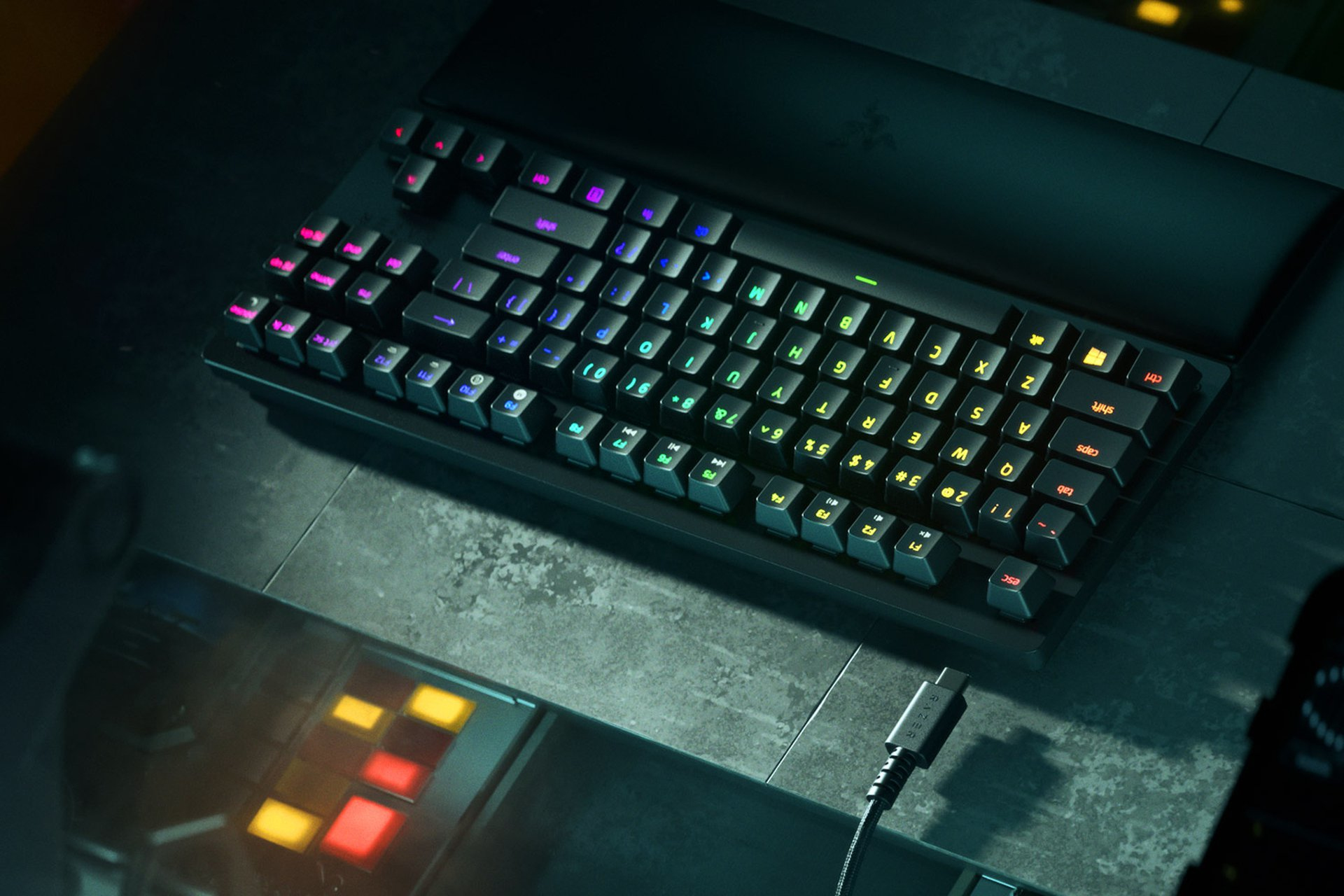 Razer Huntsman V2 Tenkeyless (Clicky Optical, Qwerty US) Zwart