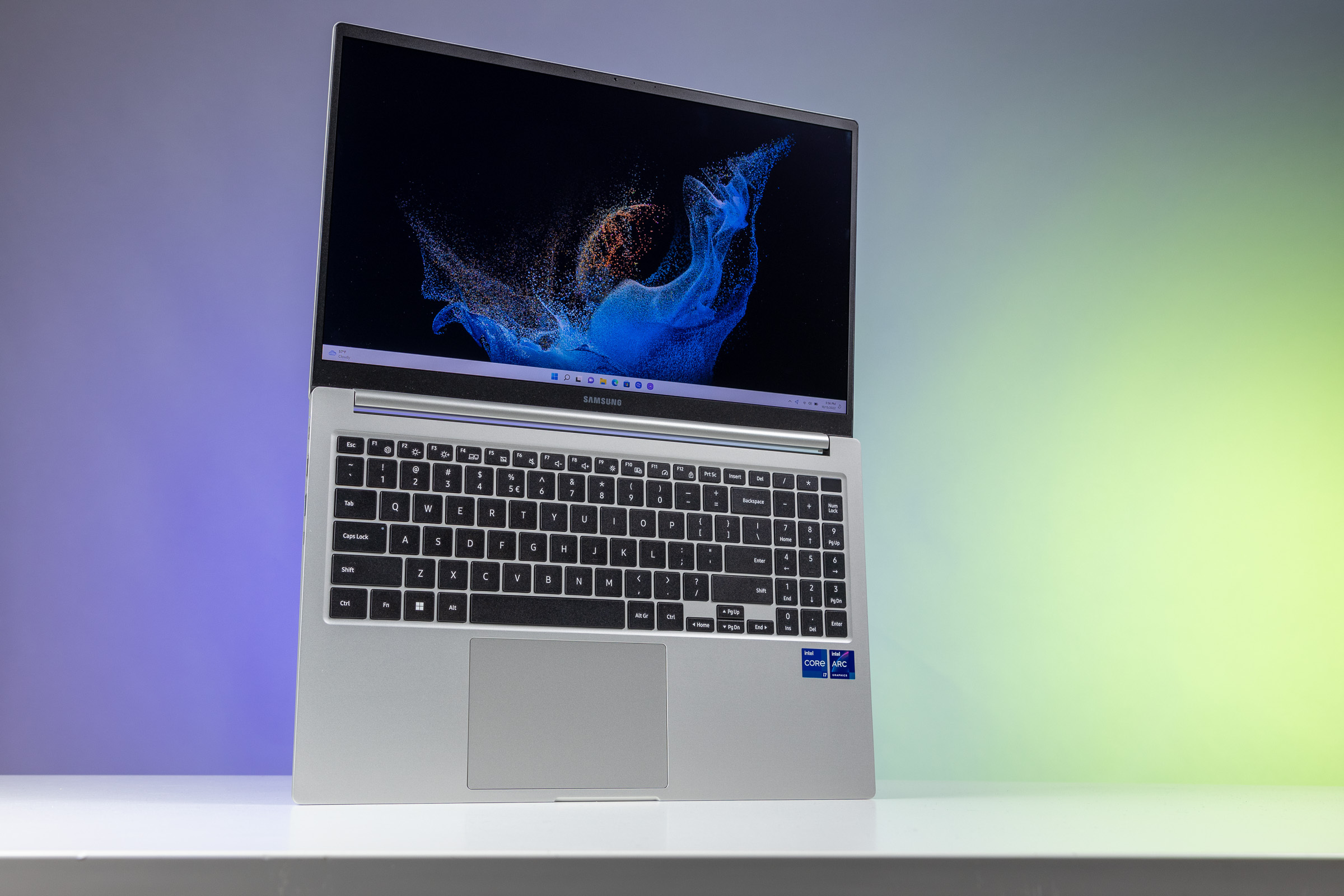 Samsung Galaxy Book2 met Intel Arc-gpu - Tweakers