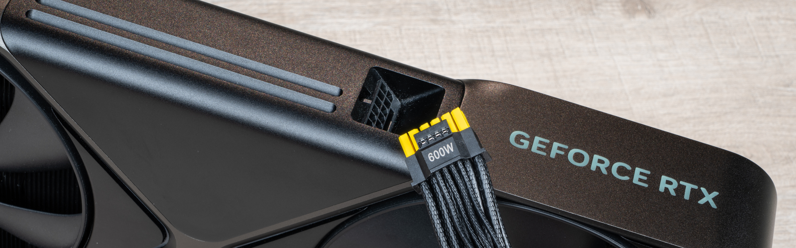 Gerucht: Nvidia wil prijs van RTX 5090 geleidelijk verhogen naar 5000  dollar - Tweakers