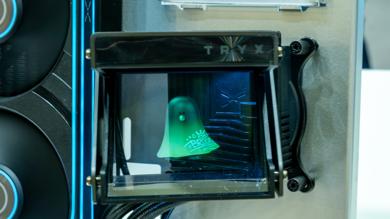 Aio cooler from TRYX has a holographic screen on the cooling block